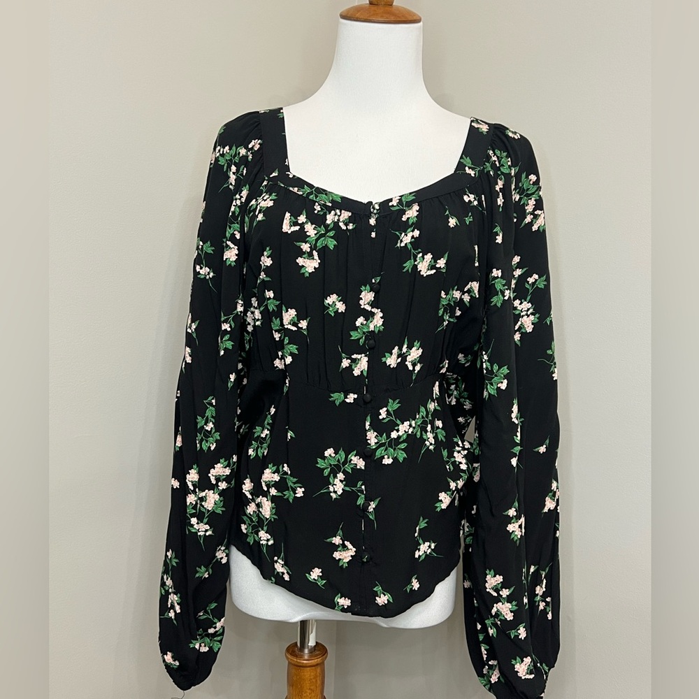 Old Navy XL Floral Square Neck Blouse Like New